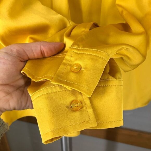 Laundry by SHELLI SEGAL Deep Yellow Flowy Boho Blouse Sz M - Picture 3 of 5